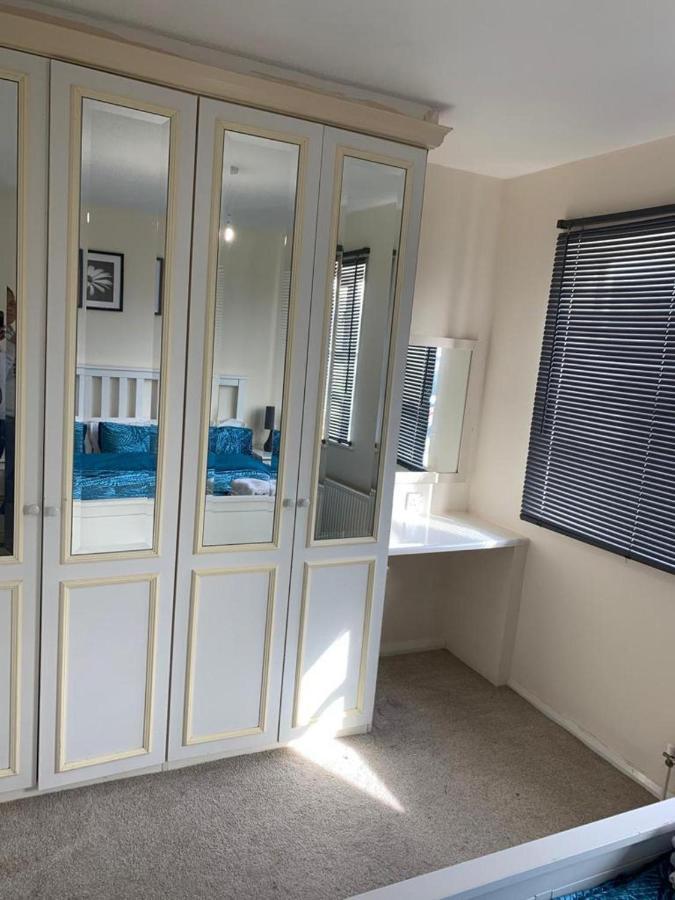 Charming 2-Bed House In London Villa Dış mekan fotoğraf