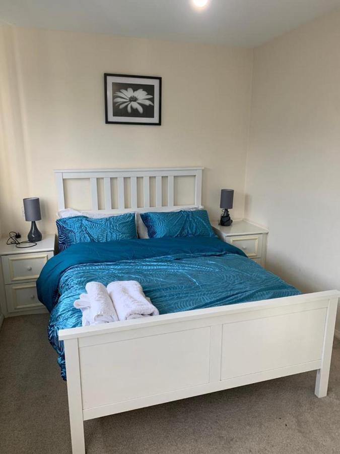 Charming 2-Bed House In London Villa Dış mekan fotoğraf