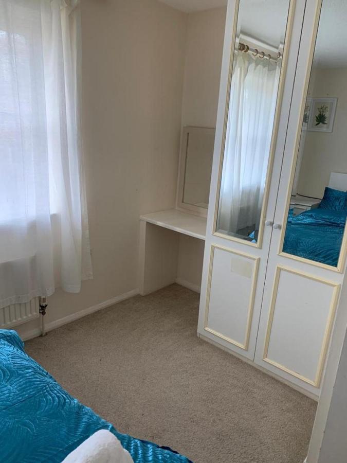 Charming 2-Bed House In London Villa Dış mekan fotoğraf